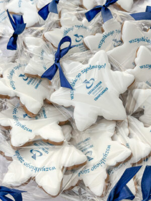 Pierniki gwiazdki swiateczne z logo dla firm