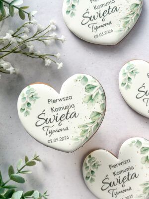 Personalizowany piernik na Pierwszą Komunię Świętą z imieniem dziecka, ręcznie dekorowane ciastko komunijne z lukrem